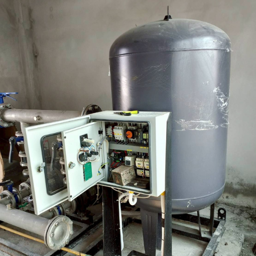 โครงการระบบสูบน้ำพลังงานแสงอาทิตย์เพื่อสนับสนุนการเกษตรยั่งยืน,Installation of wastewater treatment pumps,Site : Plum Comdo Central Station , Pathumthani