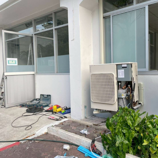 งานติดตั้งแอร์,Air conditioning installation work,Site : Summit Laem Chabang Auto Body Work Co., Ltd., Chonburi